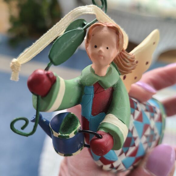 Vintage 2004 Ranger Int'l Gardening Folk Art Angel Ornament Watering Can & Vine - Picture 5 of 10